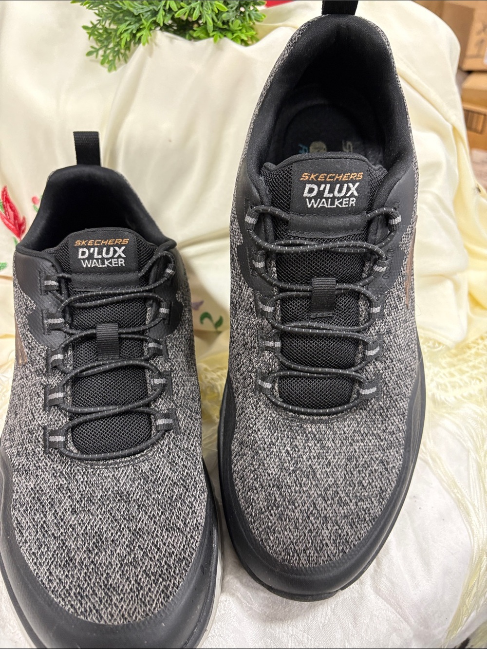 Skechers D'LUX Walker Men's Black and Gray Knit Slip-On Sneakers